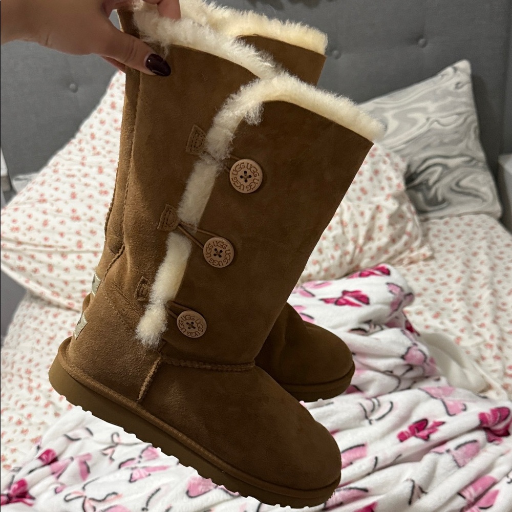 UGGs